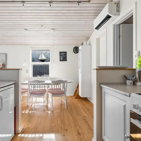 Answald - 10m From The Sea By Interhome *